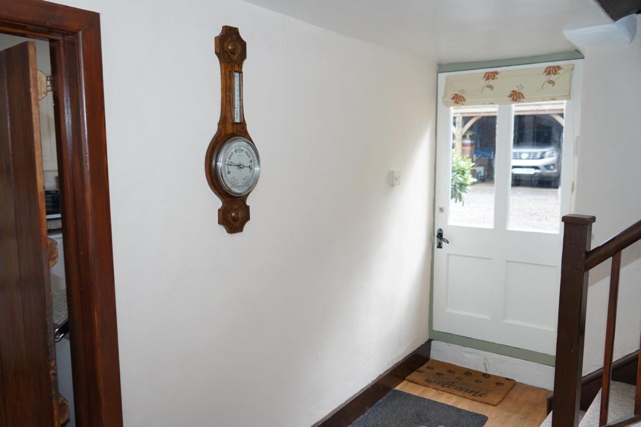 Character 2 Double Bedroom Cottage In Shaftesbury Esterno foto